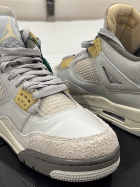 Size 11 - Air Jordan 4 Retro SE Craft Photon Dust Comes With Replacement Box main image 9
